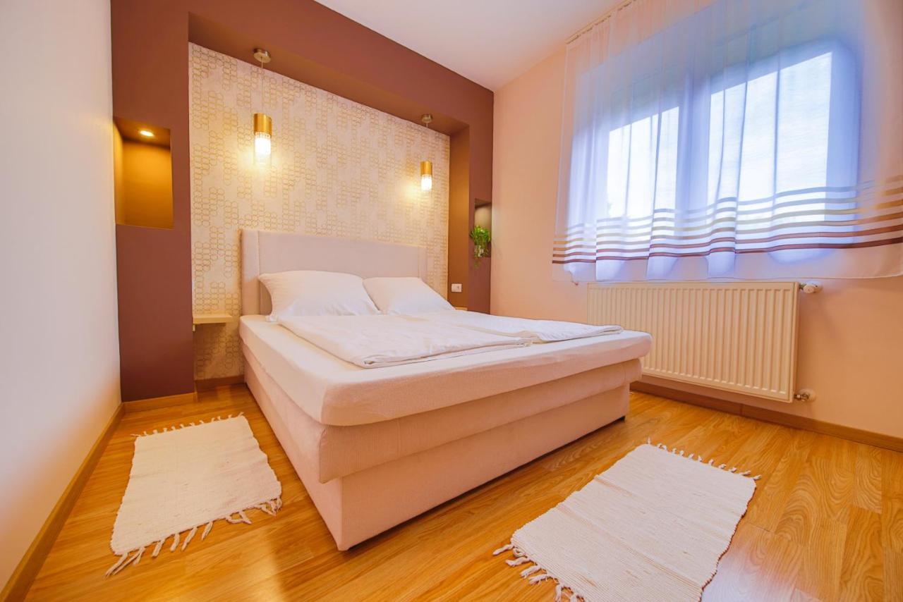 Kalvin Utcai Apartmanok Hajdúszoboszló المظهر الخارجي الصورة