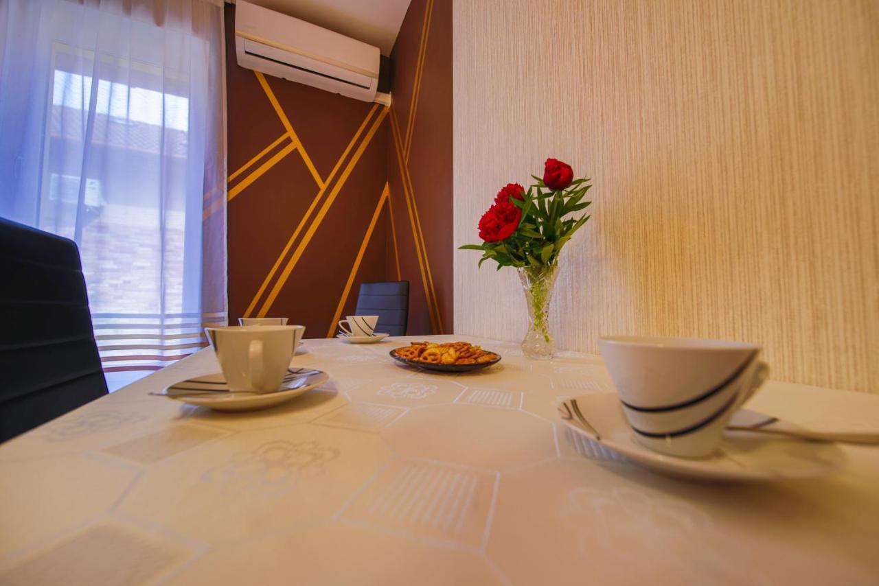Kalvin Utcai Apartmanok Hajdúszoboszló المظهر الخارجي الصورة